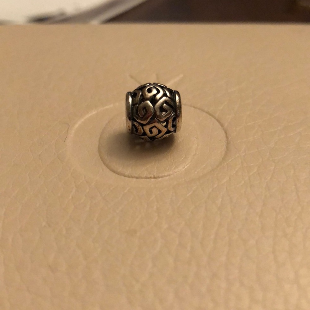 **RETIRED** Authentic Pandora “Amazing” Charm